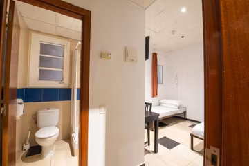 Bed in 2-Bed Female Dorm Ensuite