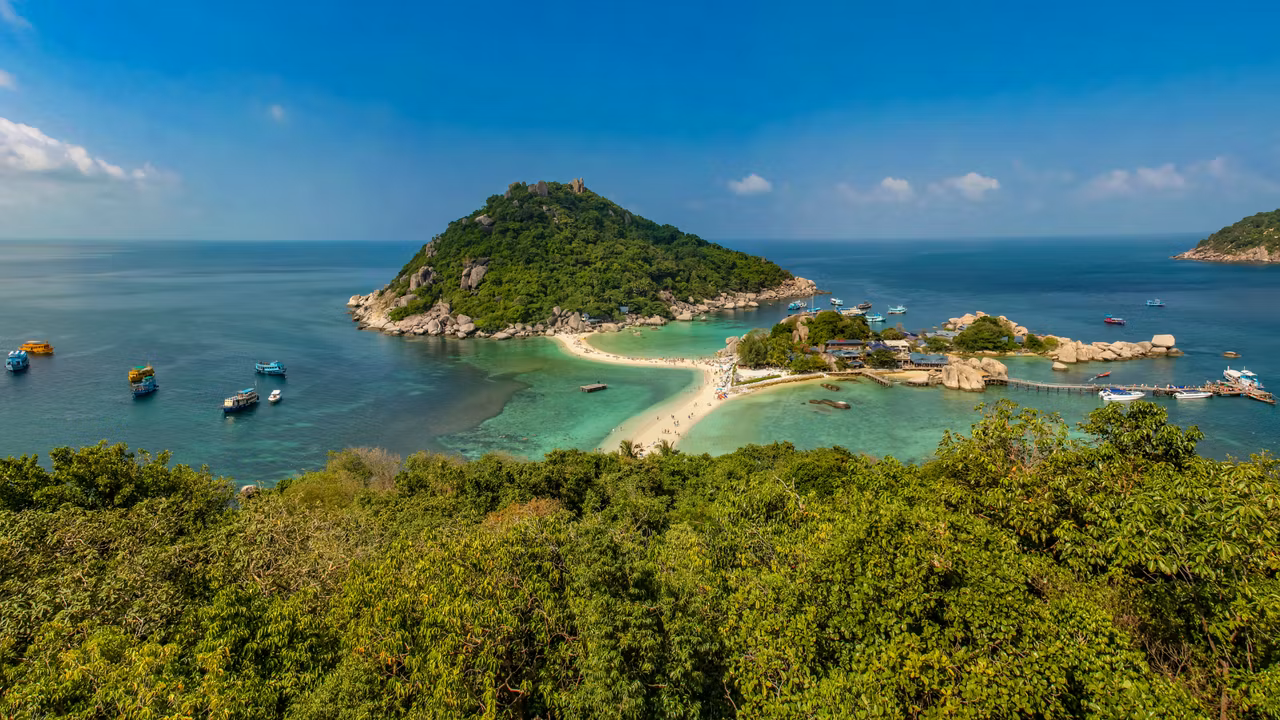 Experience Thailand: NYE Full Moon Party