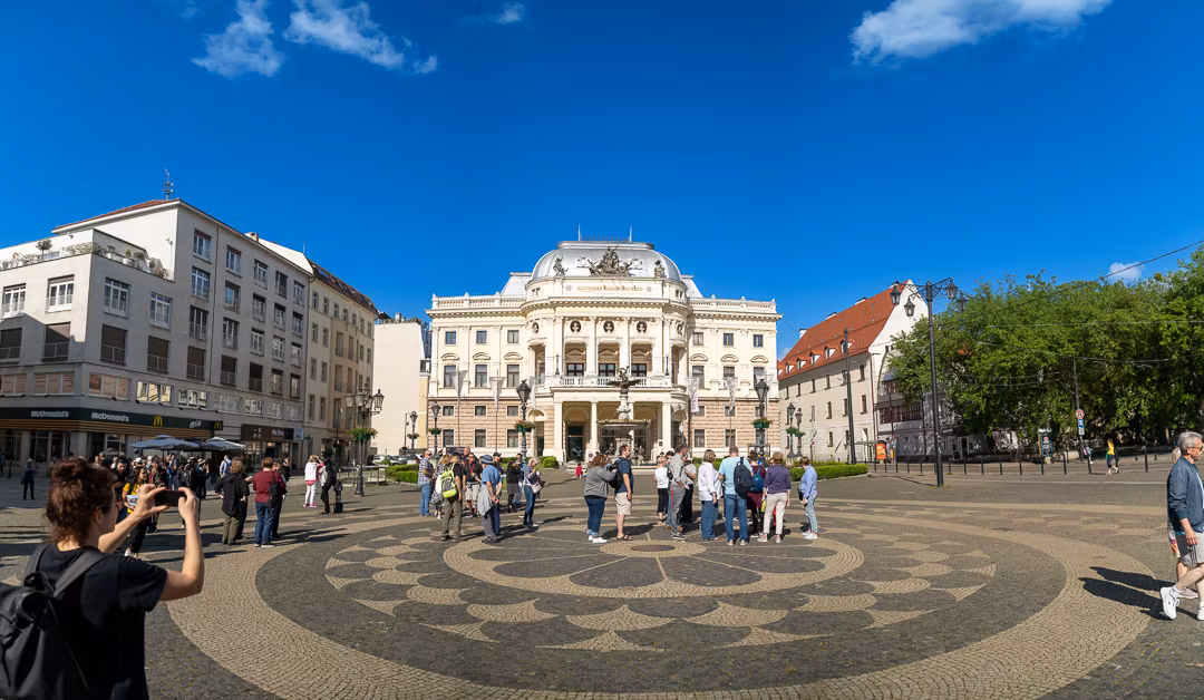 Safestay Bratislava Presidential Palace