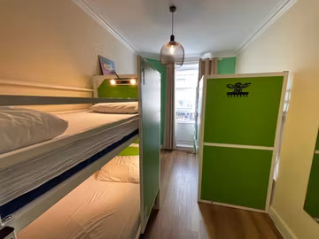 Quadruple Room Shared Bathroom